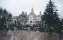 DisneyParis1