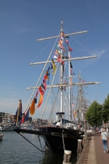 Young Endeavour
